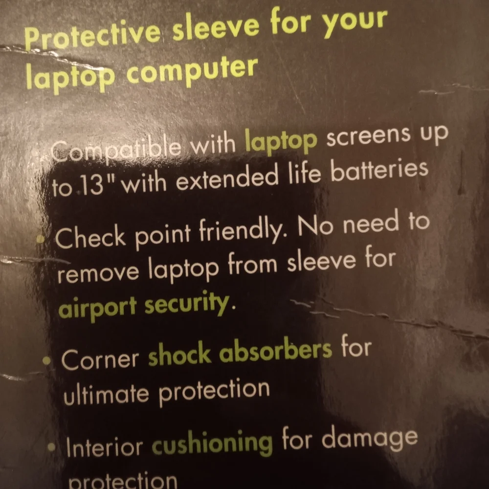 Laptop sleeve